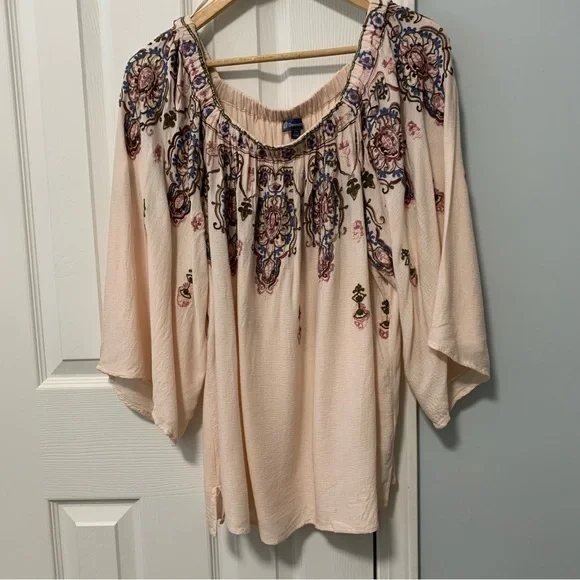 Embroidered Floral Blouse by Democracy 3XL - Picture 11 of 13